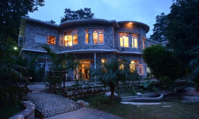 Отель Corbett Suman Grand Corbett National Park Экстерьер фото